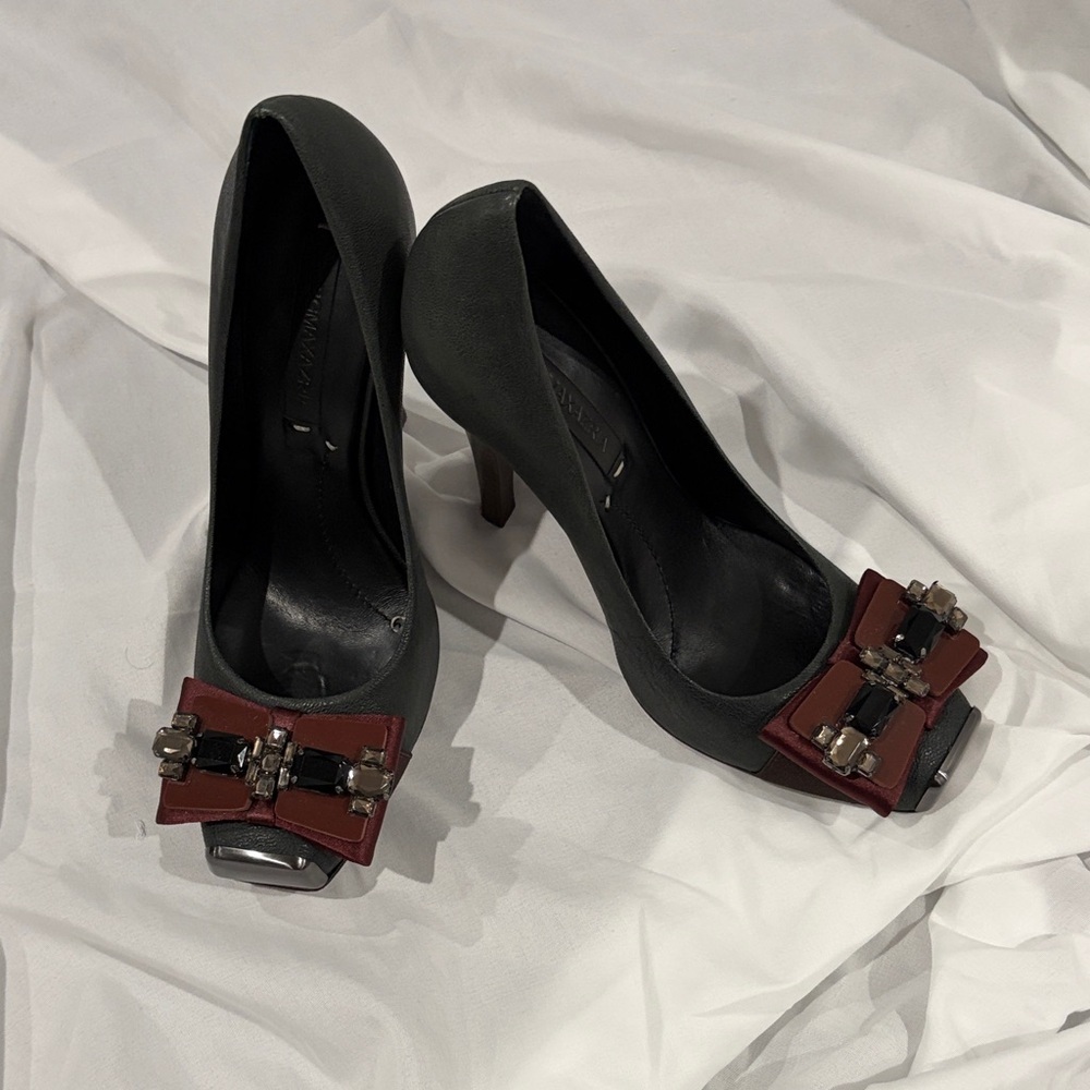 👠Host Pick👠 UNIQUE! BCBGMaxAzria RAYA Heels - Picture 4 of 11